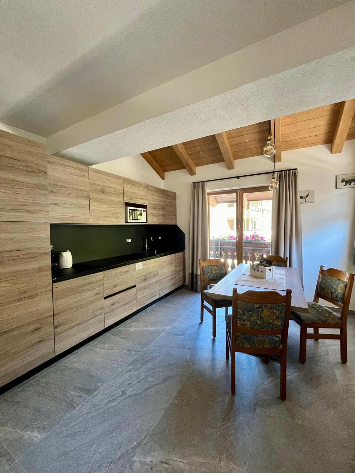 Rosengarden Alpine Residence Pradelle Bagian luar foto