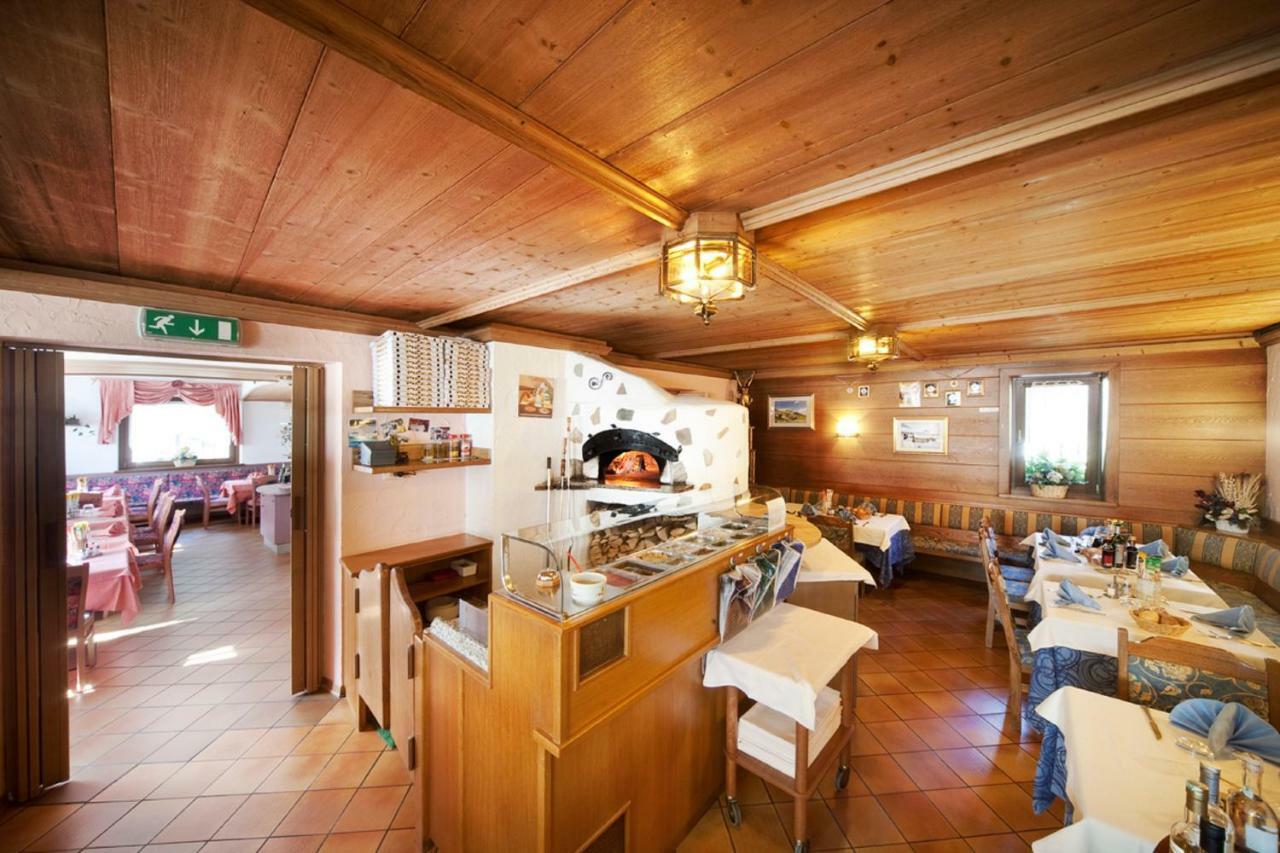 Rosengarden Alpine Residence Pradelle Bagian luar foto